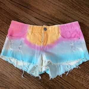 MOVING SALE! EVERYTHING MUST GO! Billabong Mid Rise Tie Dyed Shorts